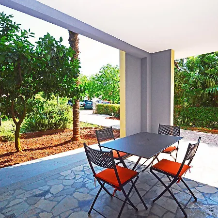 Vida-2 Apartament *